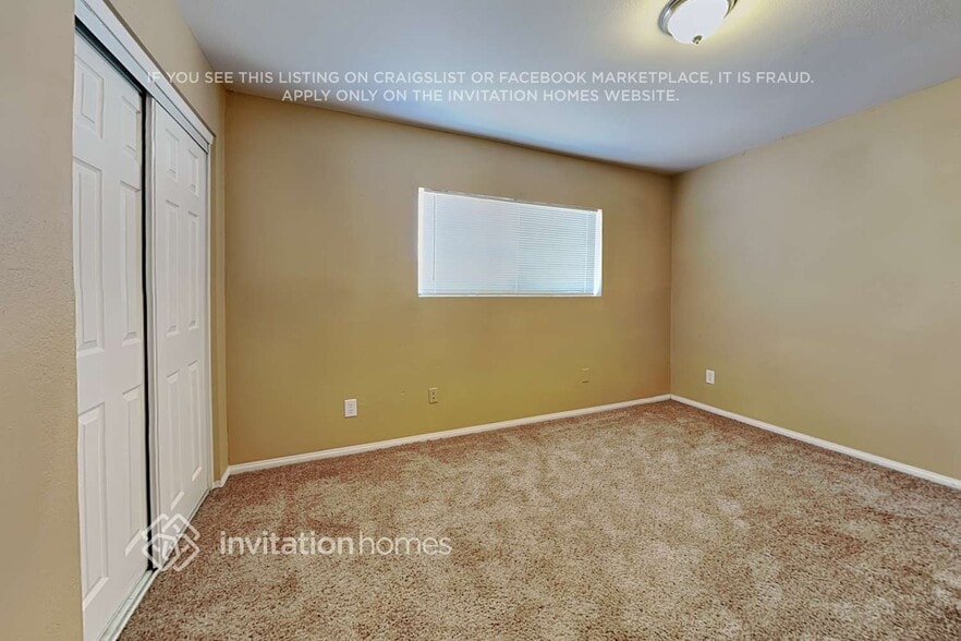 Building Photo - 5041 W Sandra Terrace