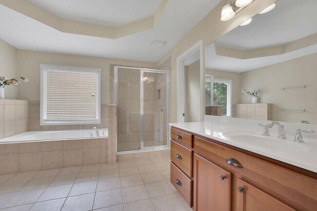 Building Photo - 8105 Majors Glen Ct