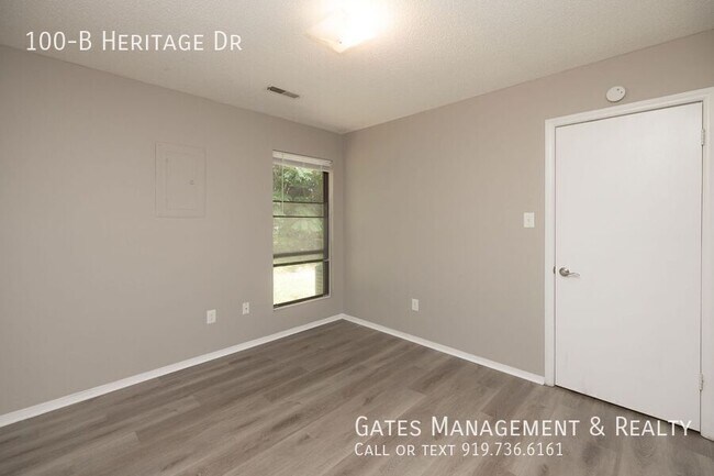 Building Photo - 100-B Heritage Dr-