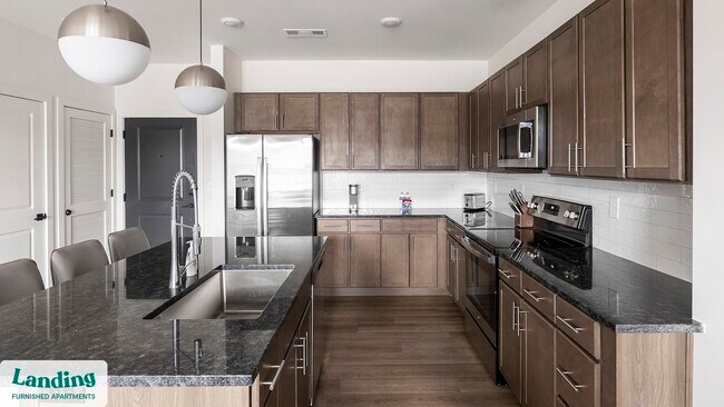 Building Photo - 170 Graphics Dr