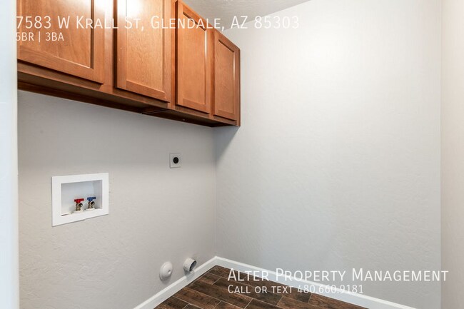 Building Photo - 7583 W Krall St