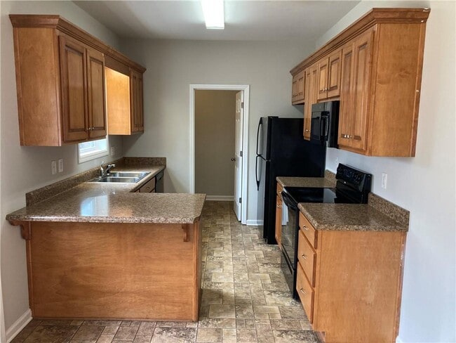 Building Photo - 273 Housley Dr