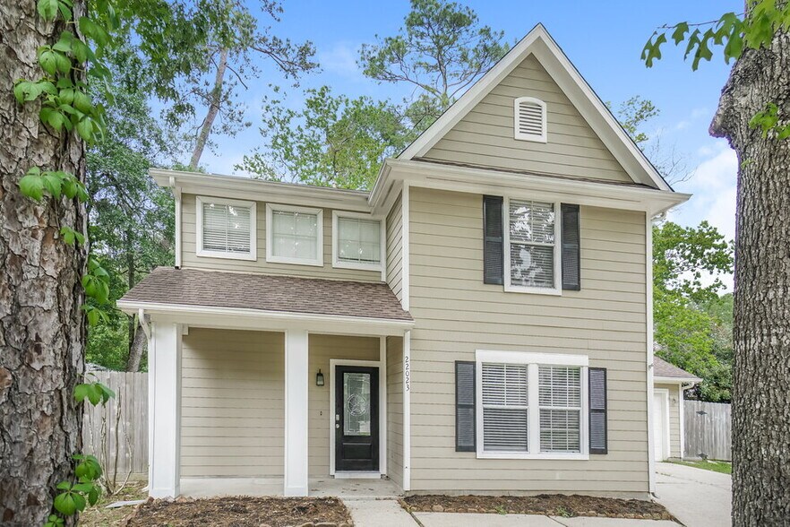 Building Photo - 22023 Soft Pines Ct