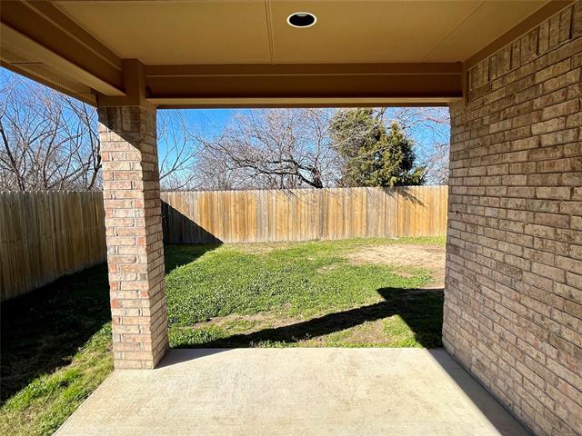 Building Photo - 941 Robineta Ln