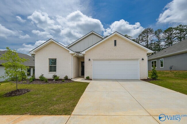 Building Photo - 6015 Margie Collins Dr SE