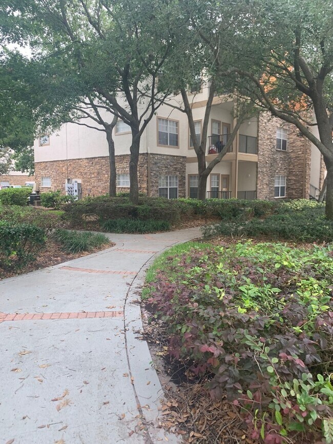 Building Photo - Monte Carlo Luxury Two Bedroom Two Bath