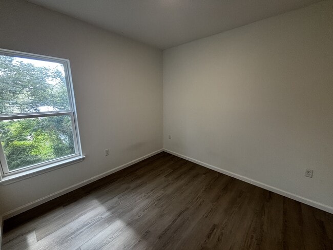 Building Photo - 1209 Southstation Pl
