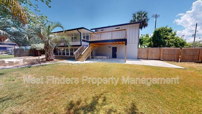 Building Photo - 552 Seagate Ave