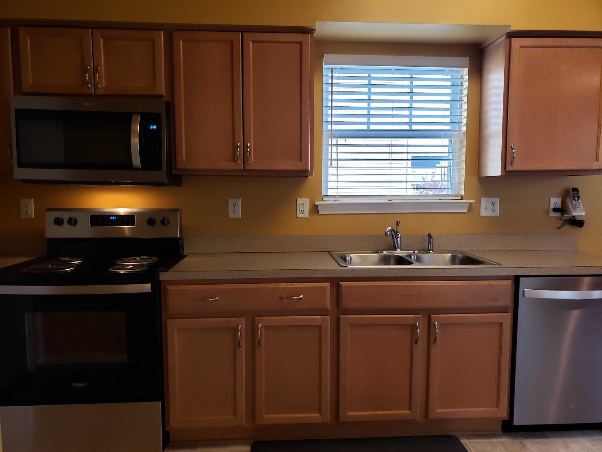 Kitchen - 4720 Erin Crescent St