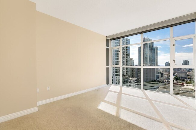 Building Photo - 850 Beech St