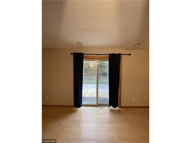 Building Photo - 3572 Bailey Ridge Alcove