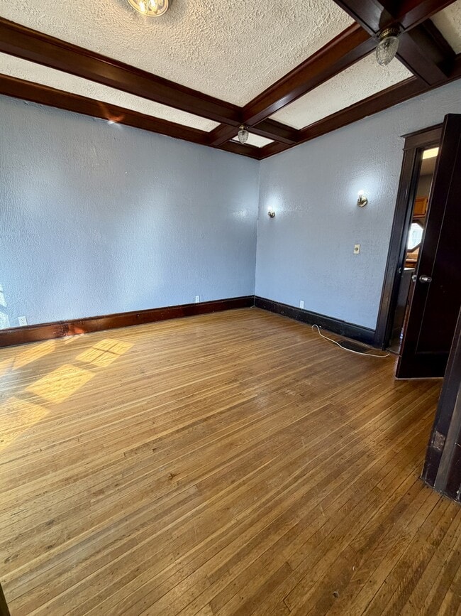 Building Photo - 98 Pierpont St