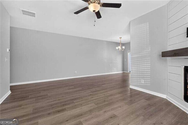 Building Photo - 4688 Beacon Ridge Ln