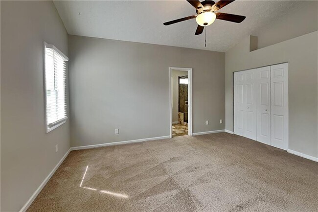 Building Photo - 4018 River Rock Way