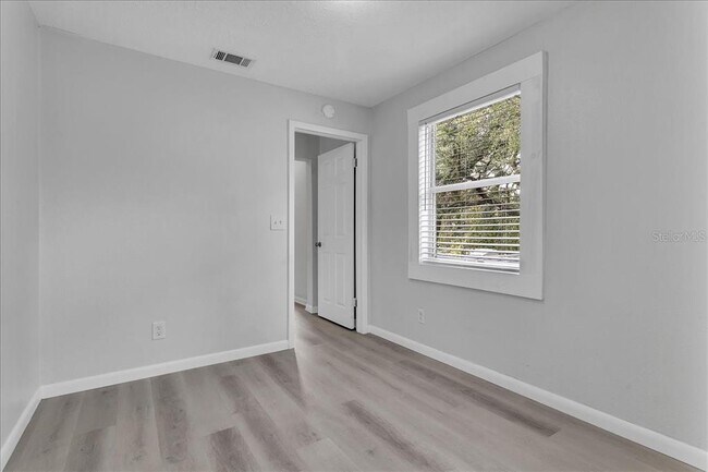 Building Photo - 6008 N Tampa St