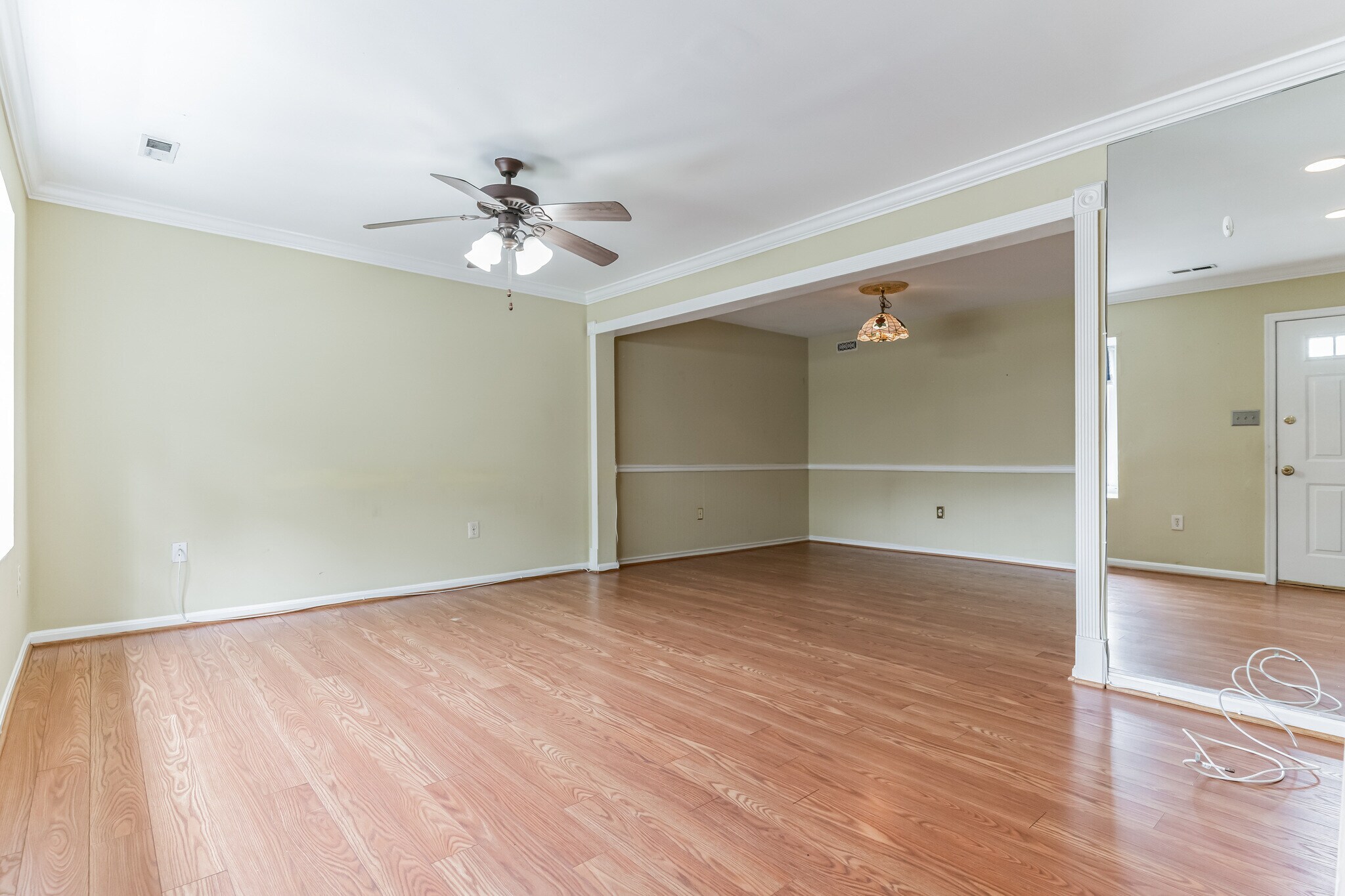 Building Photo - 15606 Traverser Ct