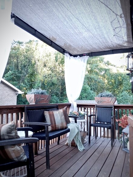 Deck/Pergola - 2314 Cooper Ter