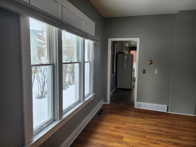 Building Photo - 610 W Water St