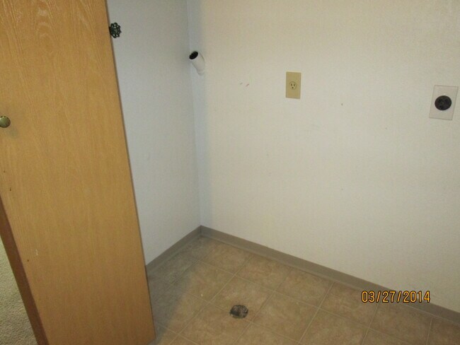 washer/dryer hookups in hall closet - 13101 E Alki Ave