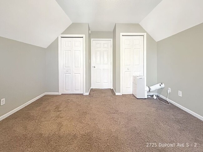 Building Photo - 4br 2ba 1cg ~ Security Deposit Free Altern...