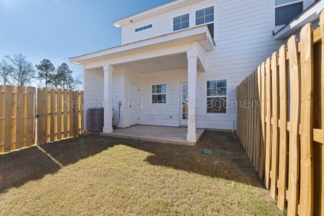 Building Photo - 2080 Denmark Ave SE