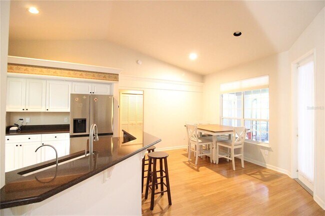 Building Photo - 5115 SW 105 Way