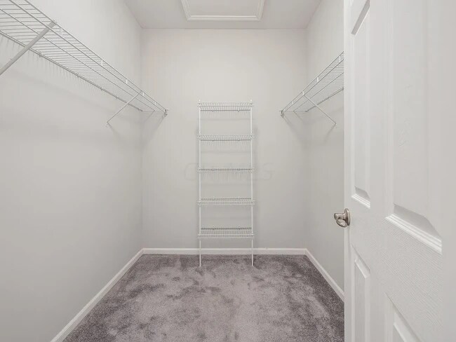 Master Bedroom Walkin - 104 Cumberland Chase Blvd