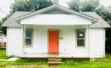 Building Photo - MLK