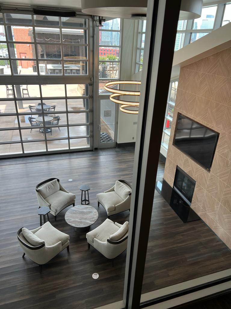 Building Photo - 600 12th Ave S