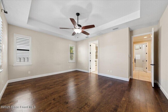 Building Photo - 2721 Casterton Dr