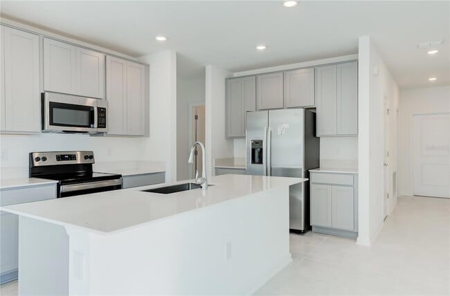 Building Photo - 1492 Cumberland Ave