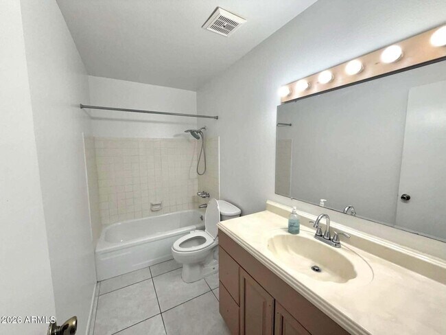 Building Photo - 1500 W Rio Salado Pkwy
