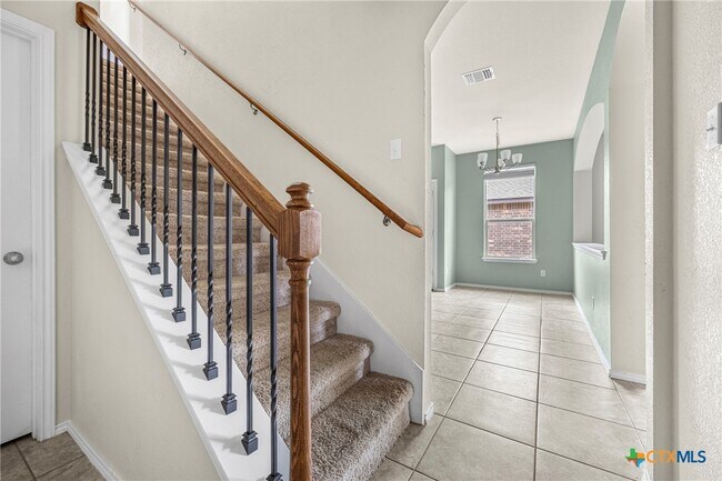 Building Photo - 1414 Fawn Lily Dr