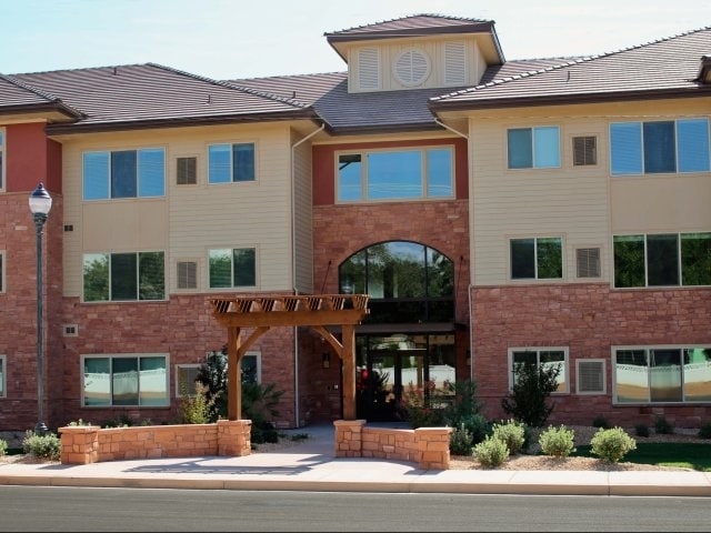 Primary Photo - The Village at Heritage Court