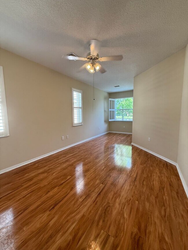 Building Photo - Single Family Home in Gated PSL Community