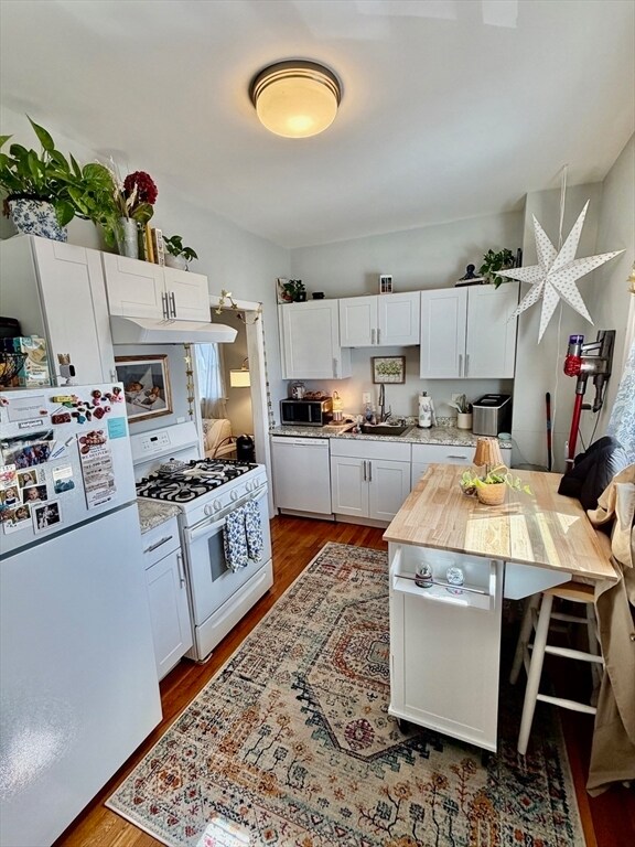 Building Photo - 36 Sagamore St