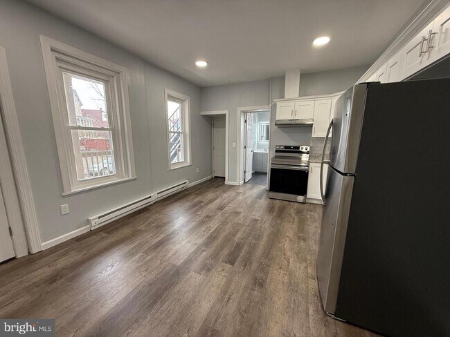 Building Photo - 1156 Franklin St