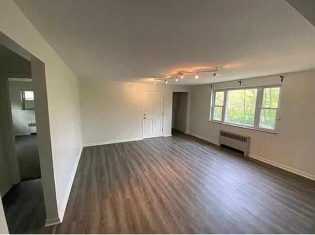 Building Photo - 3672 Brotherton Rd