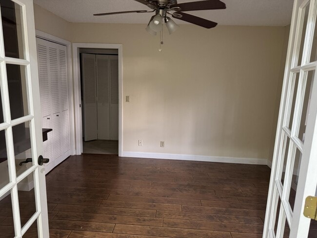 Building Photo - 2632 SW Willowood Cir