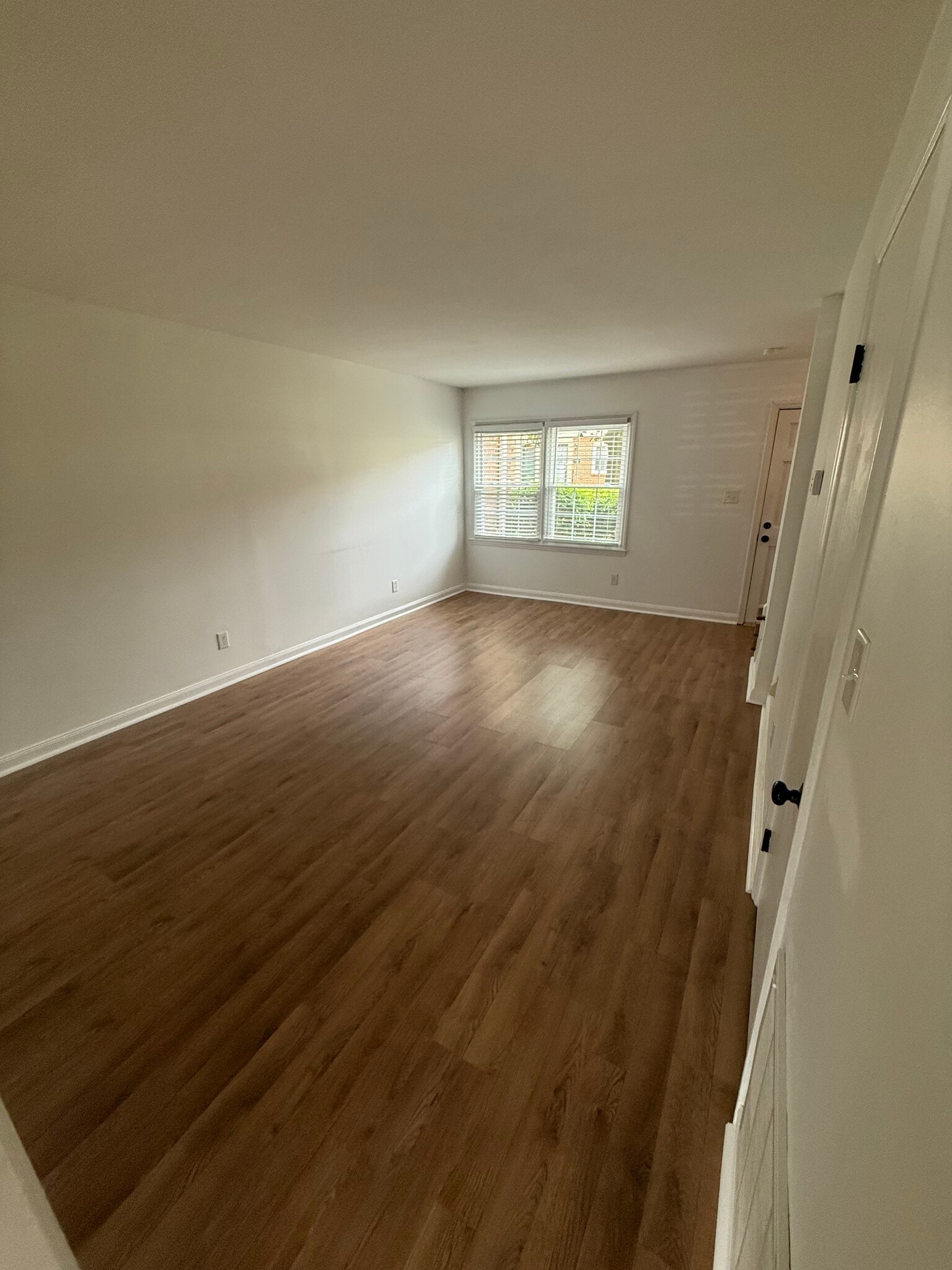 Living Room - 4640 Old Lantern Way