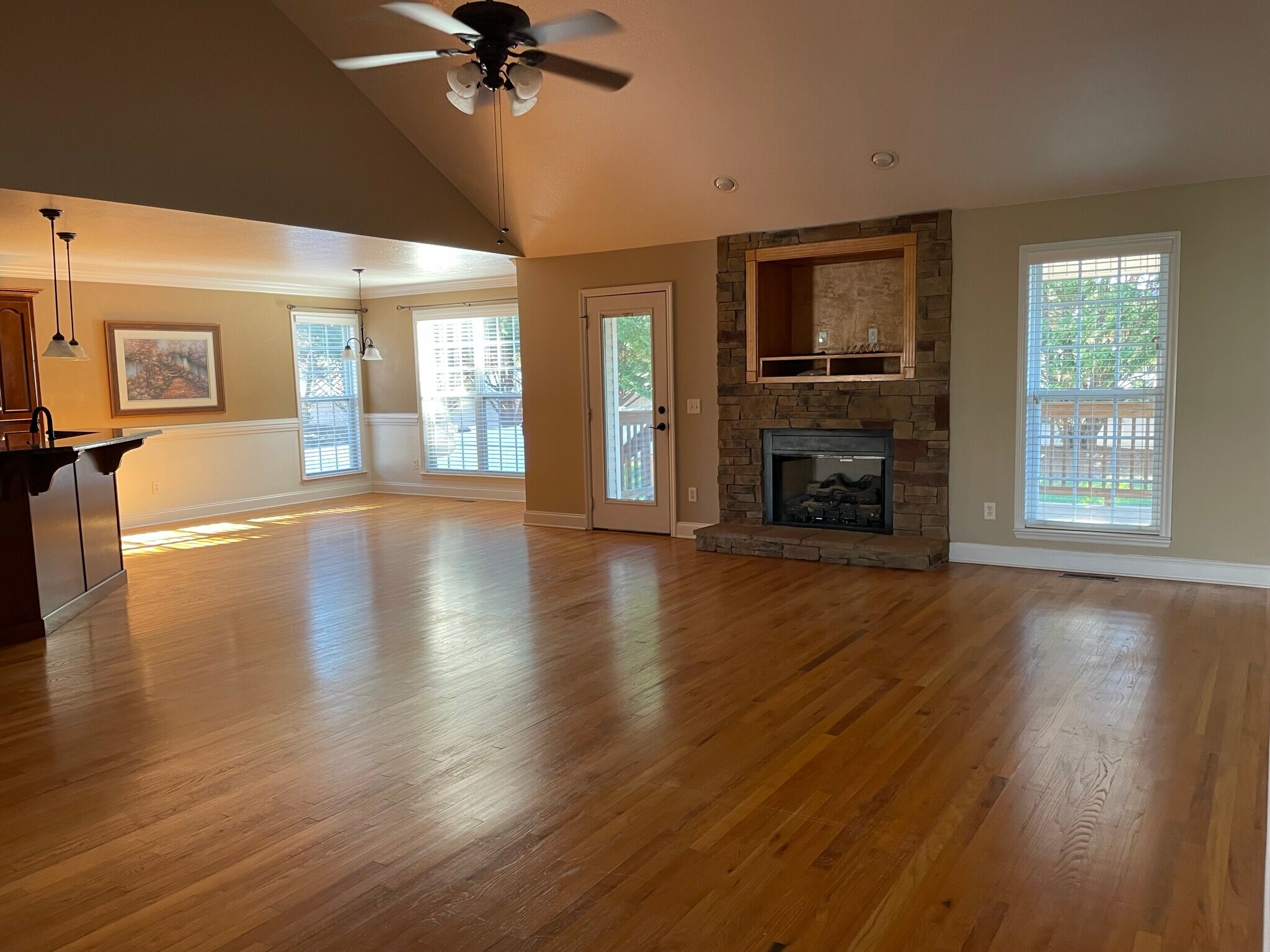 Building Photo - 8456 Lexie Lane