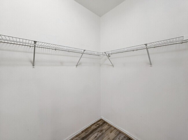 Building Photo - 8175 Celeste Dr