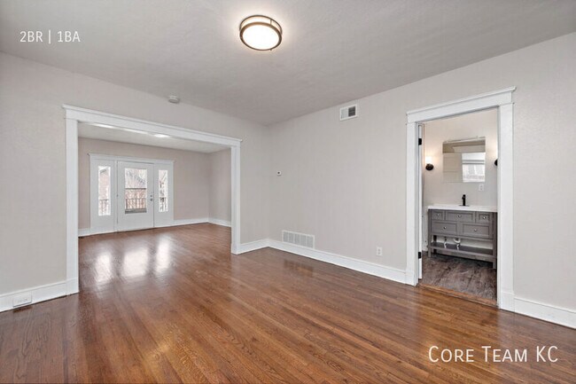 Building Photo - 4345 Harrison St