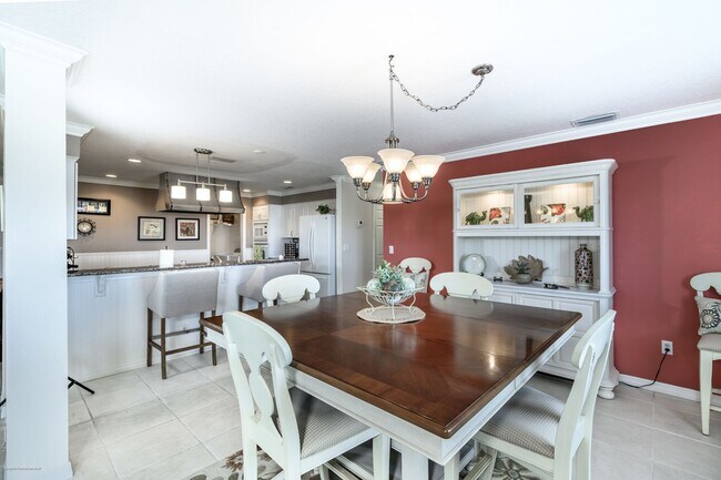 Building Photo - 1477 Park Beach Cir