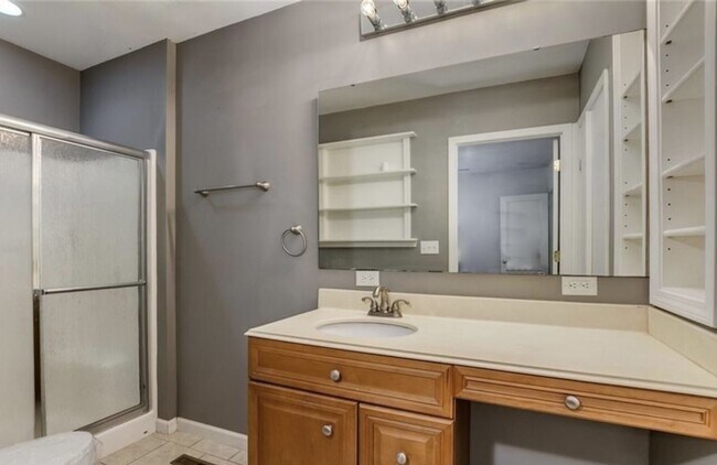 Building Photo - 69 Cedar Knoll