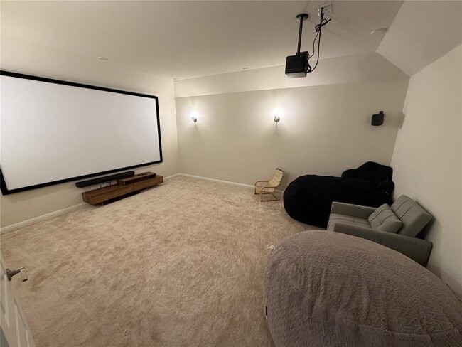 Building Photo - 228 Regatta Trl