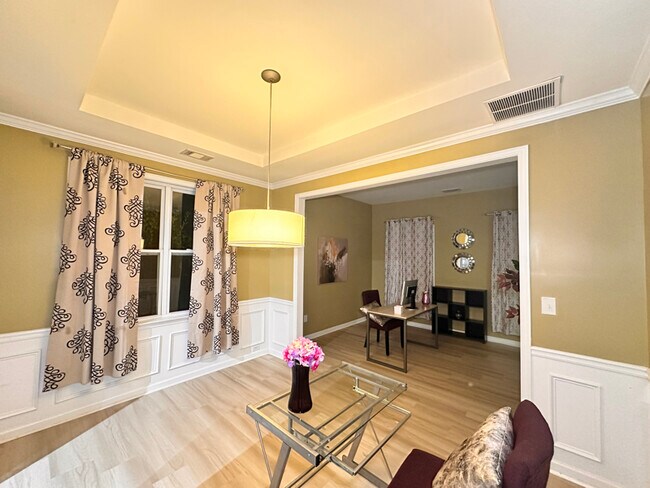 Building Photo - 175 Mill Creek Dr