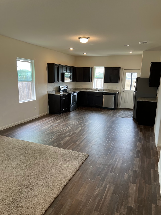 Kitchen - 13508 Charles Abraham Way