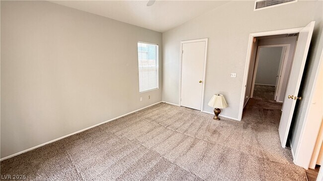 Building Photo - 7220 Paradise Bay Dr