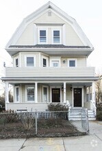 Building Photo - 44 Burton St